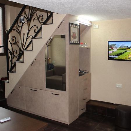 Apartment Anzi Batumi Phòng bức ảnh