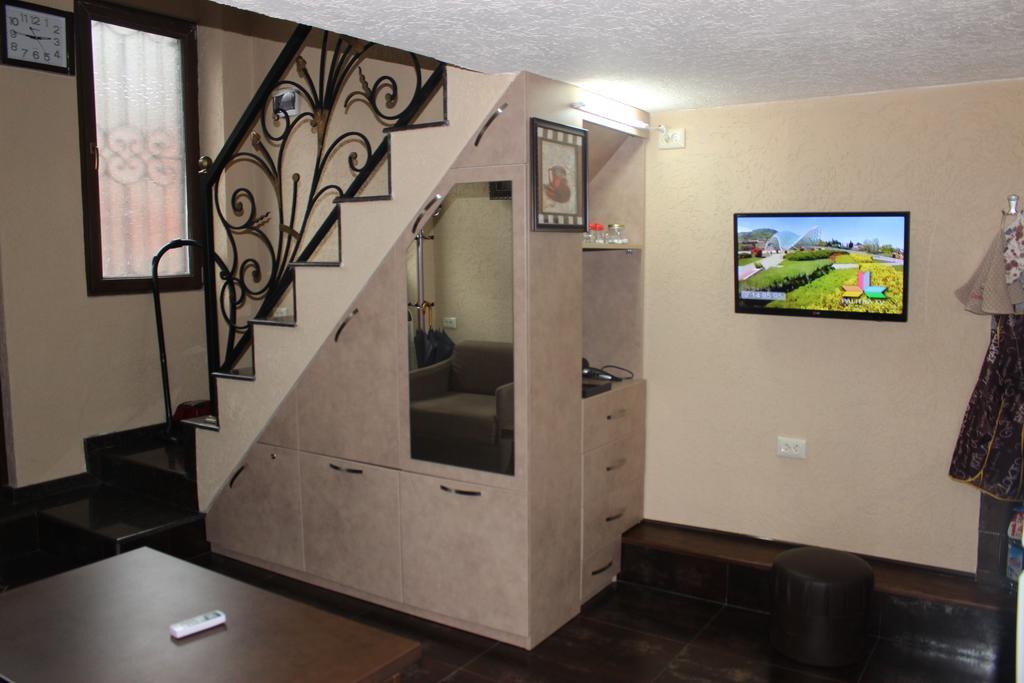 Apartment Anzi Batumi Phòng bức ảnh
