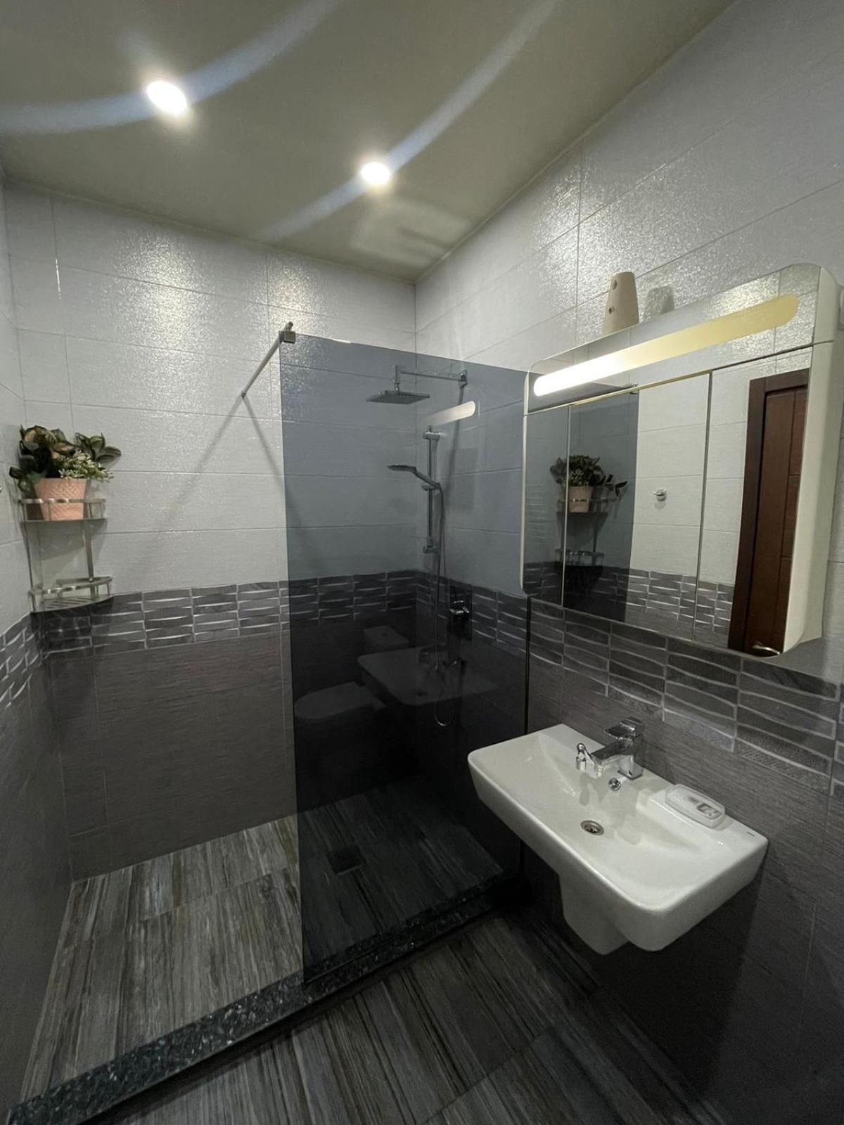 Apartment Anzi Batumi Ngoại thất bức ảnh