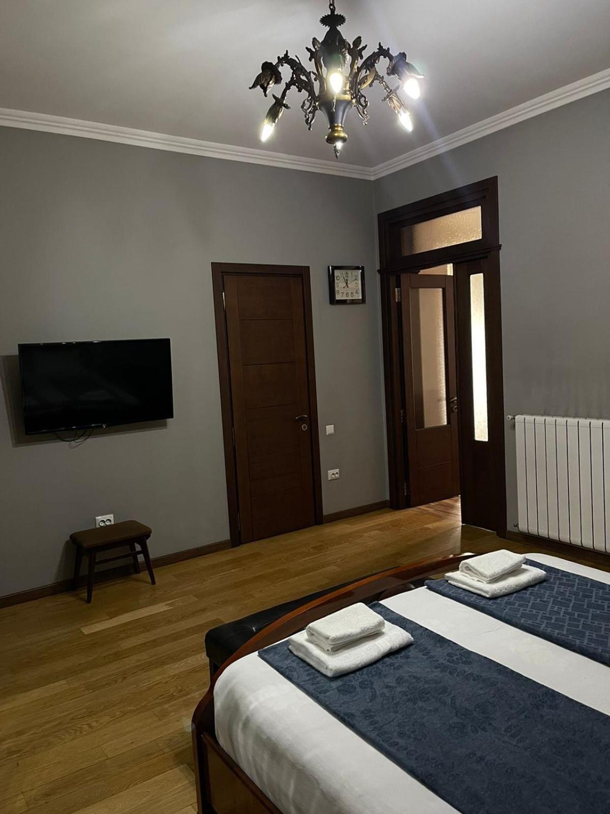 Apartment Anzi Batumi Ngoại thất bức ảnh