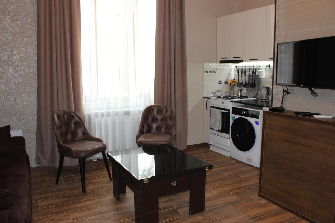 Apartment Anzi Batumi Ngoại thất bức ảnh
