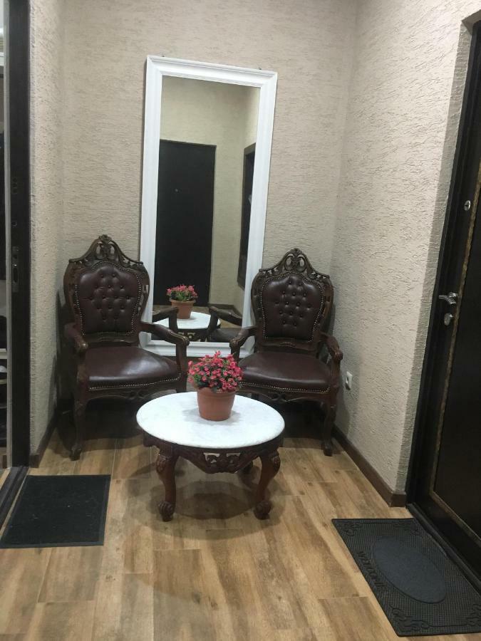 Apartment Anzi Batumi Ngoại thất bức ảnh